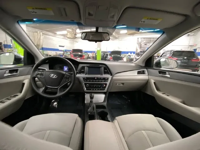 Hyundai Sonata photo 27