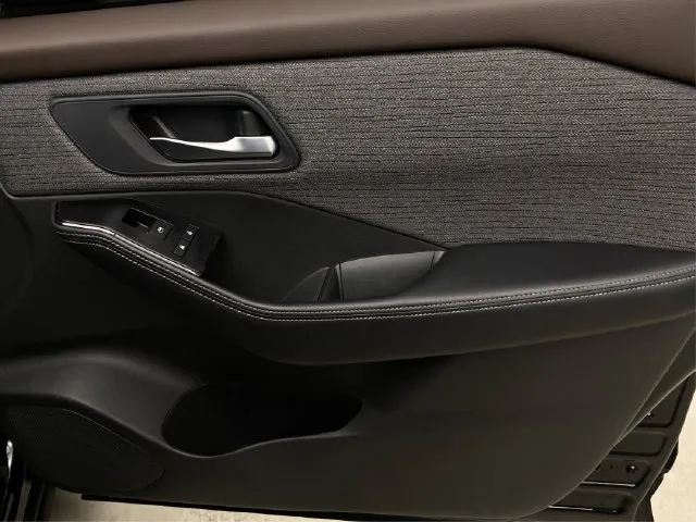 Nissan Rogue photo 26