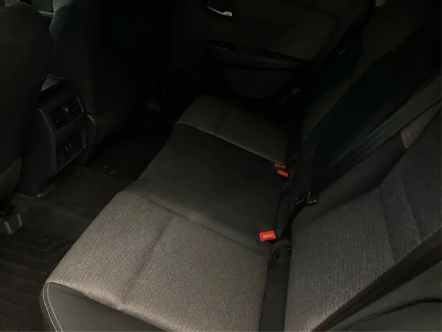 Nissan Rogue photo 11