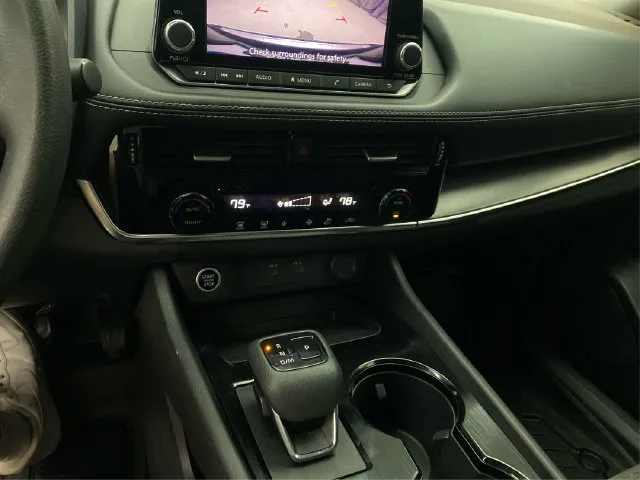 Nissan Rogue photo 31