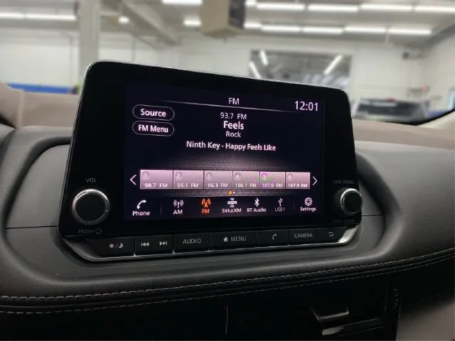 Nissan Rogue photo 29