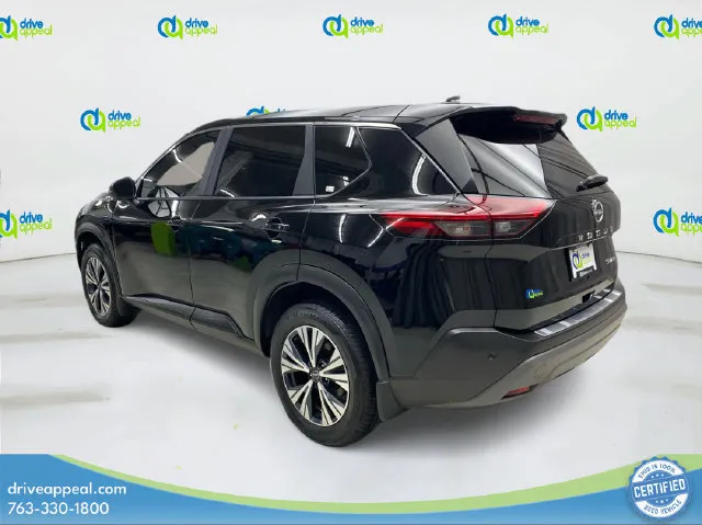 Nissan Rogue photo 8