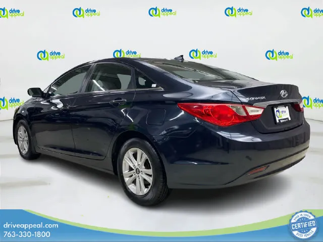 Hyundai Sonata photo 8