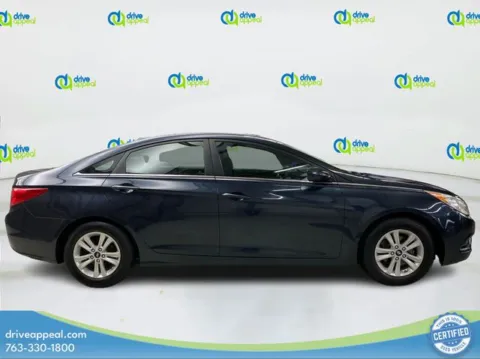 More photos of 2012 Hyundai Sonata GLS at Drive Appeal Bloomington, MN