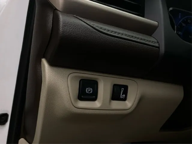 GMC Acadia photo 24