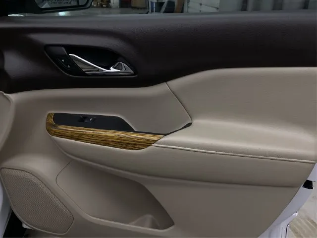 GMC Acadia photo 28