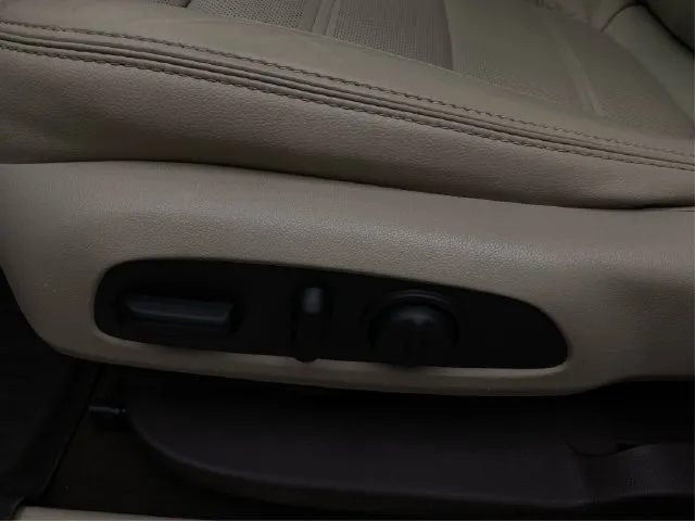 GMC Acadia photo 25
