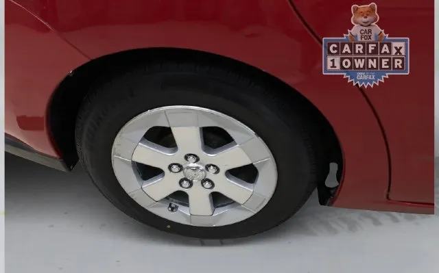 Toyota Prius photo 17