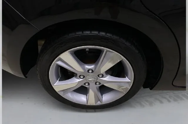 Acura ILX photo 18