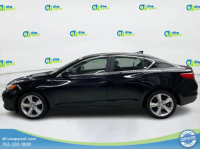 Acura ILX photo 9