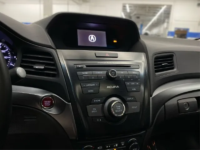 Acura ILX photo 31