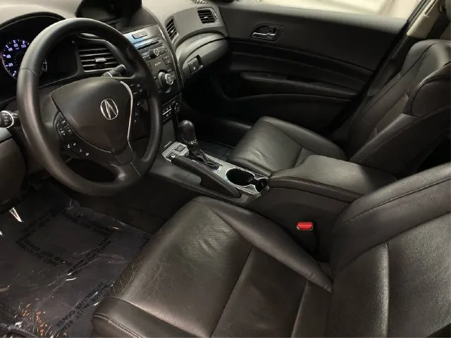 Acura ILX photo 10