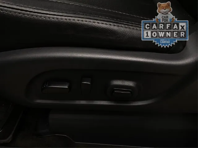 Nissan Titan photo 24