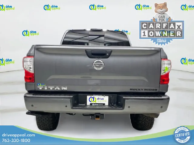 Nissan Titan photo 7