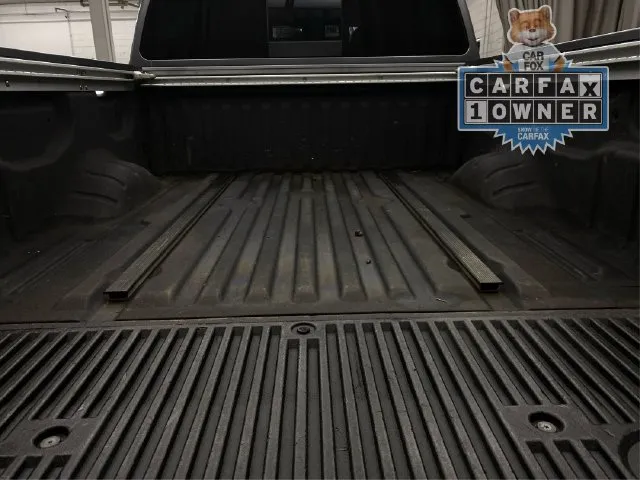 Nissan Titan photo 14