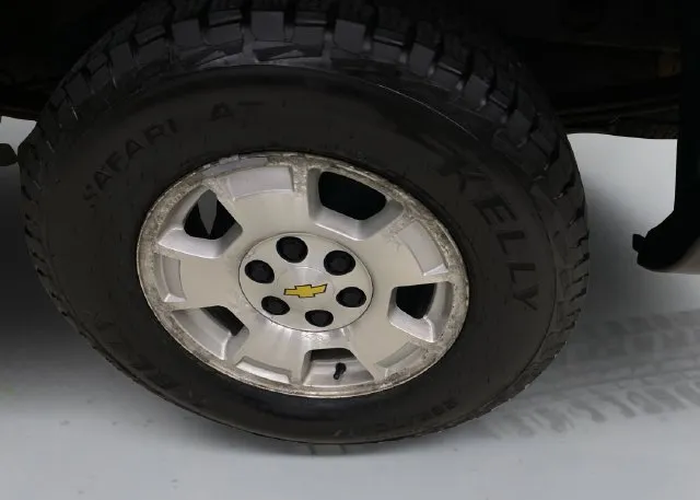 Chevrolet Silverado photo 18