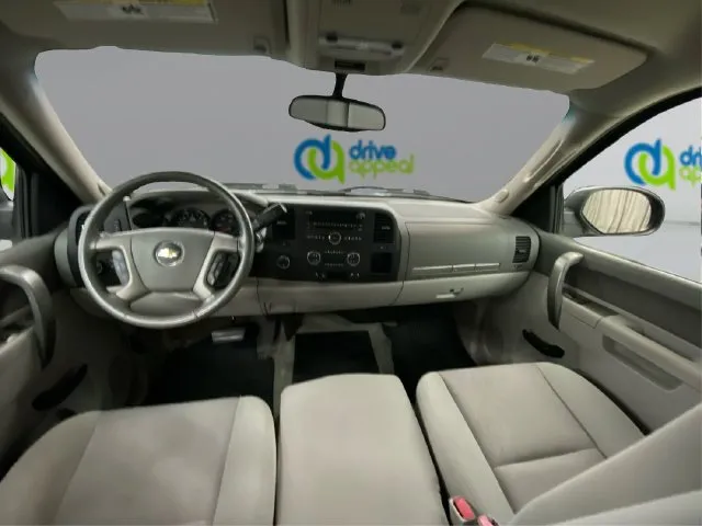 Chevrolet Silverado photo 28