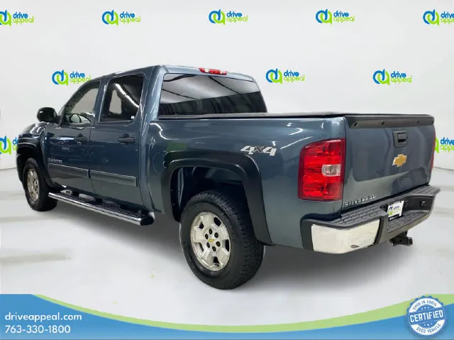 Chevrolet Silverado photo 8