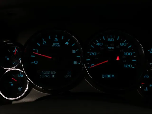 Chevrolet Silverado photo 31