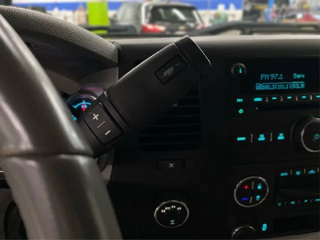 Chevrolet Silverado photo 30