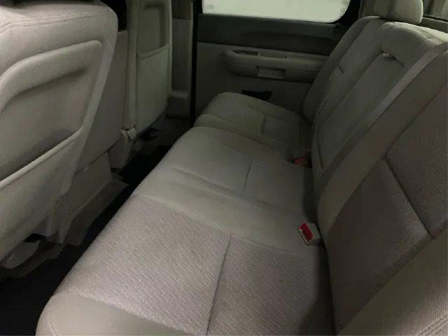 Chevrolet Silverado photo 11