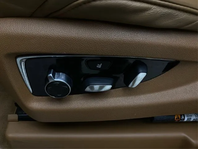 Cadillac Escalade photo 25