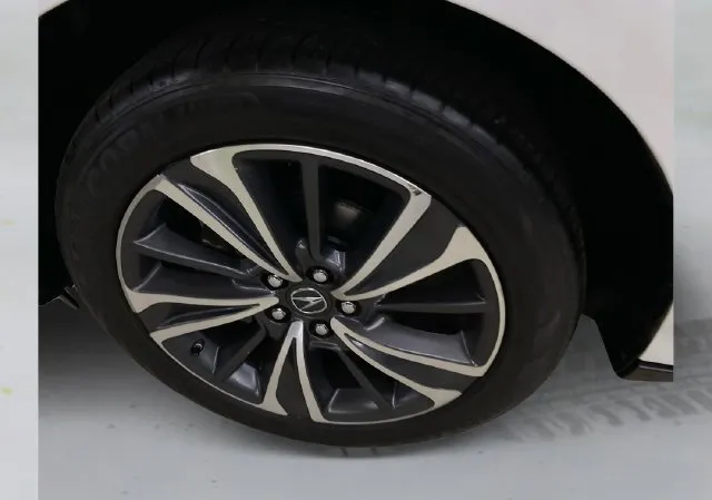 Acura MDX photo 20