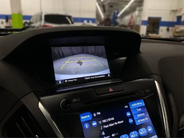 Acura MDX photo 32