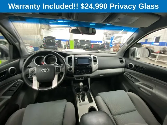 Toyota Tacoma photo 27