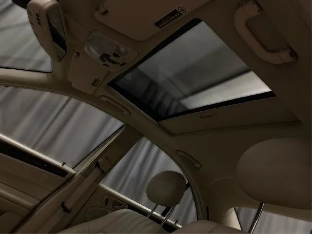 Mercedes-Benz C-Class photo 27