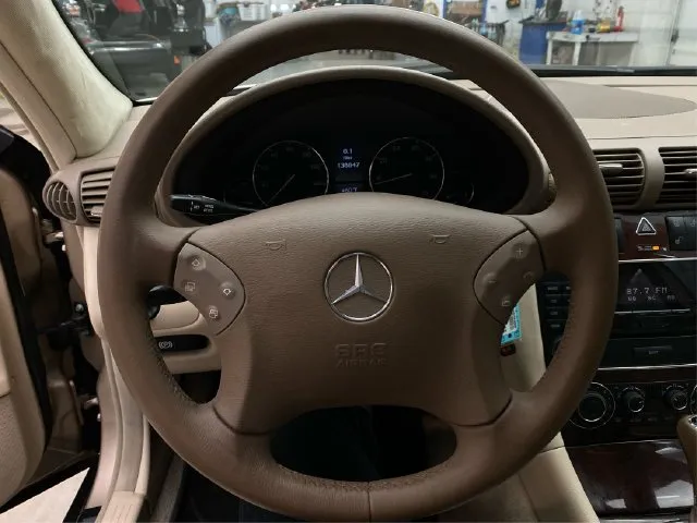 Mercedes-Benz C-Class photo 23