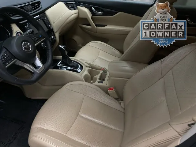 Nissan Rogue photo 10