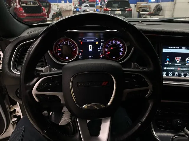 Dodge Challenger photo 22