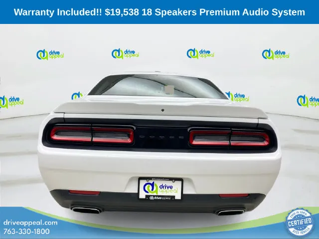 Dodge Challenger photo 7