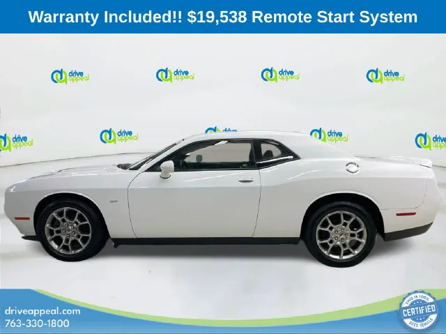 Dodge Challenger photo 9