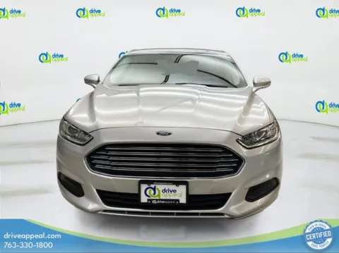 Photos of 2016 Ford Fusion SE for sale in Bloomington, MN at Drive Appeal Bloomington