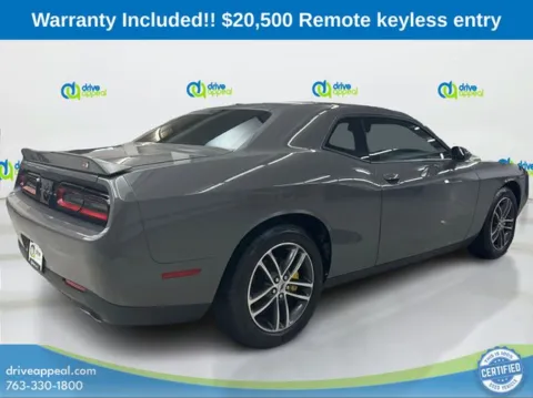 More photos of 2019 Dodge Challenger SXT at Drive Appeal Bloomington, MN