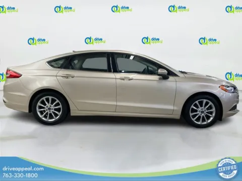 More photos of 2017 Ford Fusion SE at Drive Appeal Bloomington, MN