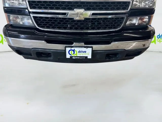 2006 Chevrolet Silverado 1500 LT photo 4