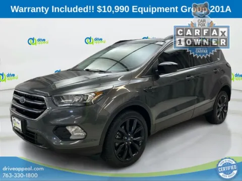 Gray 2017 Ford Escape SE for sale in Bloomington, MN