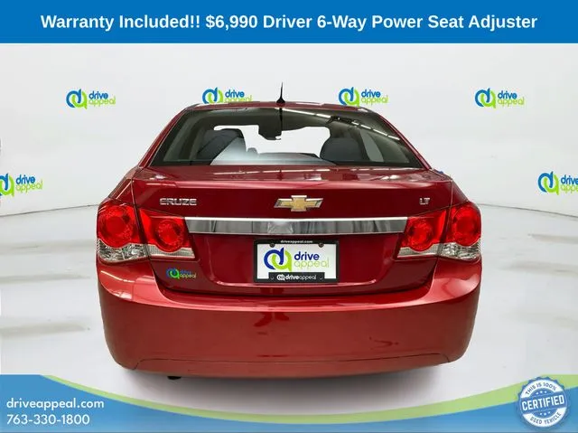 2013 Chevrolet Cruze photo 2