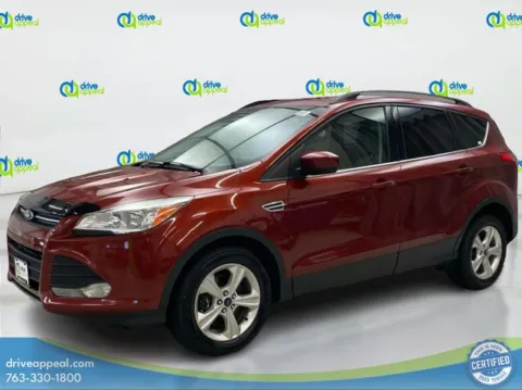 Red 2014 Ford Escape SE for sale in Bloomington, MN