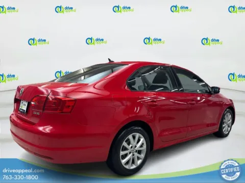 More photos of 2012 Volkswagen Jetta 2.5L SE at Drive Appeal Bloomington, MN