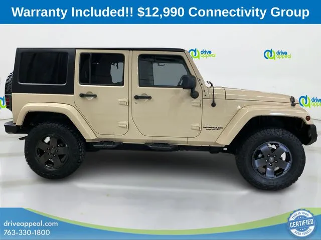 2012 Jeep Wrangler Unlimited Sahara photo 2