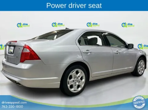 More photos of 2011 Ford Fusion SE at Drive Appeal Bloomington, MN