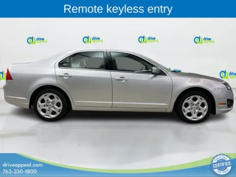 More photos of 2011 Ford Fusion SE at Drive Appeal Bloomington, MN