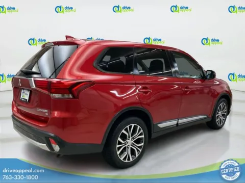 More photos of 2018 Mitsubishi Outlander at Drive Appeal Bloomington, MN