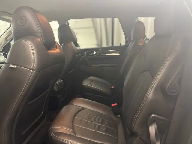 2017 Buick Enclave Leather photo 4
