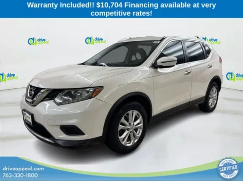 White 2016 Nissan Rogue SV for sale in Bloomington, MN