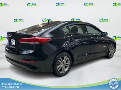 More photos of 2018 Hyundai Elantra SEL at Drive Appeal Bloomington, MN